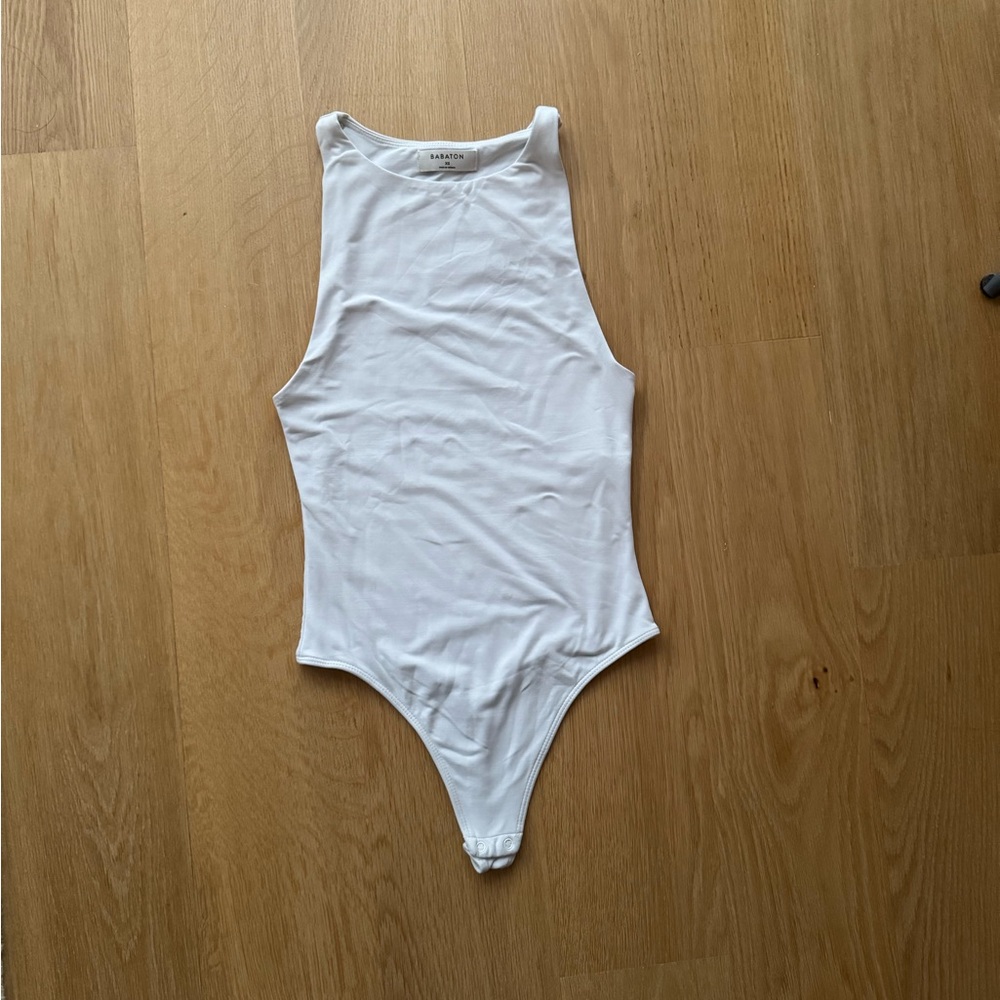 Aritzia Babaton Women's Contour '90S Bodysuit in White